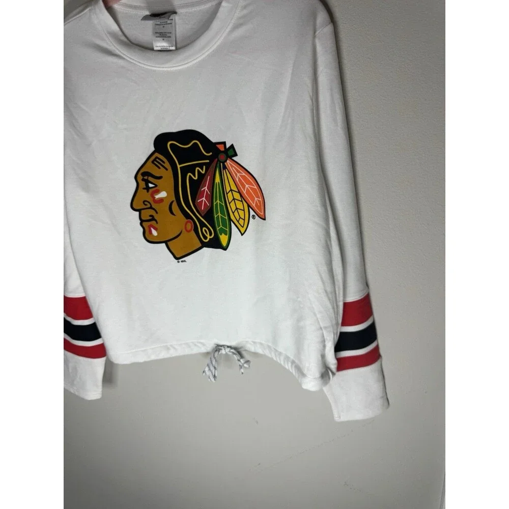 Chicago Blackhawks NHL Crop Sweatshirt White Size M Licensed
